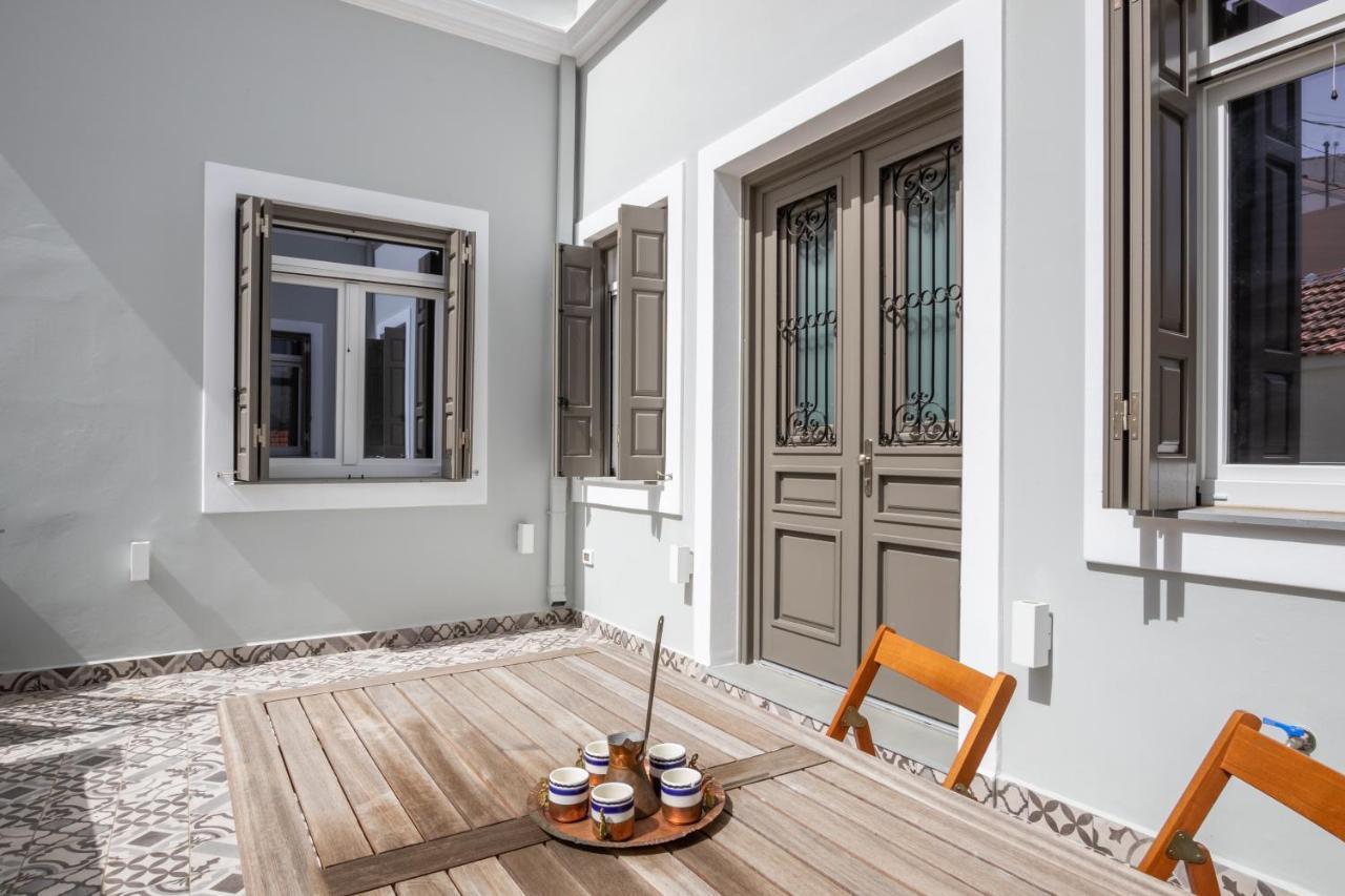Апартаменты Annika'S Family House Aperion Экстерьер фото